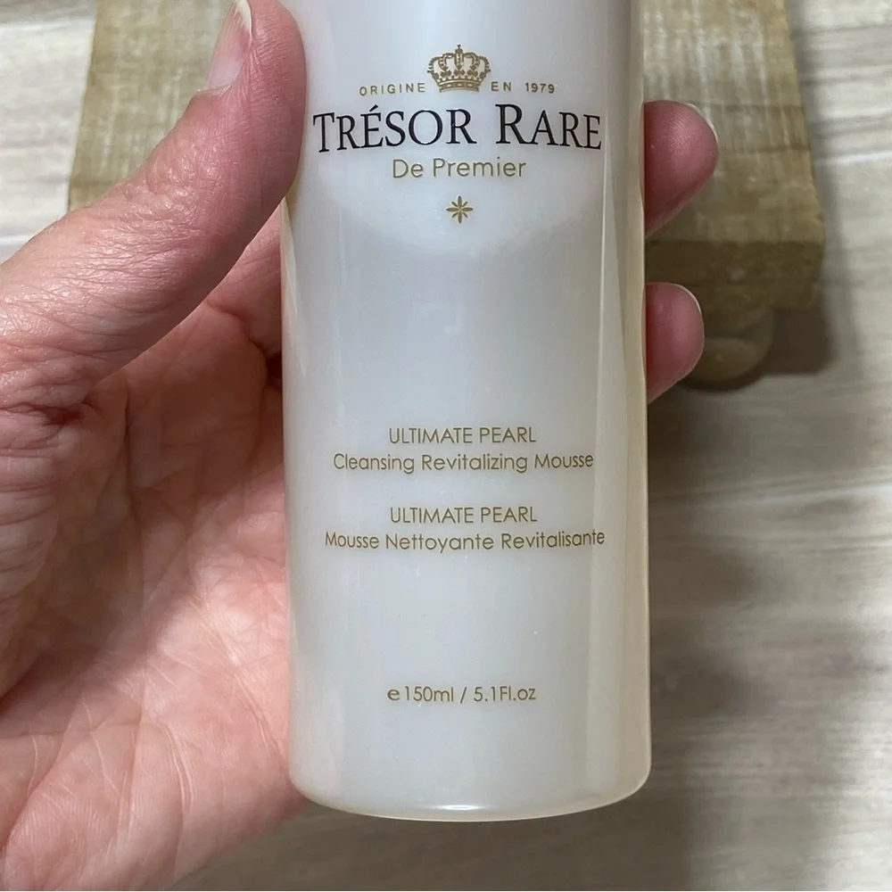 TRESOR RARE / De Premier Ultimate Pearl Cleansing Revitalizing Mousse 5.1 fl oz